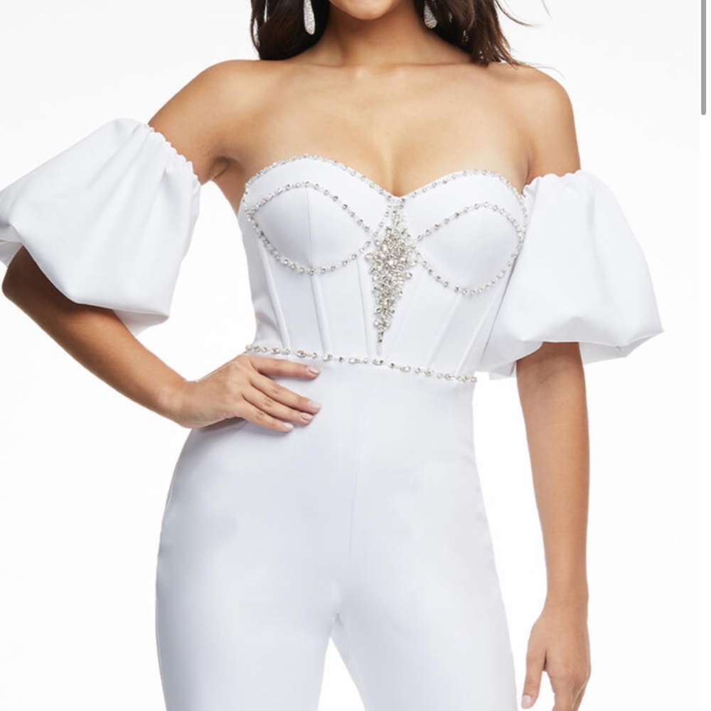 Ashley Lauren  jumpsuit size 2